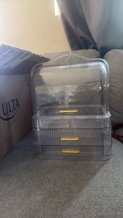 Clear makeup holder