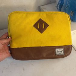 Herschel Small Tablet Case