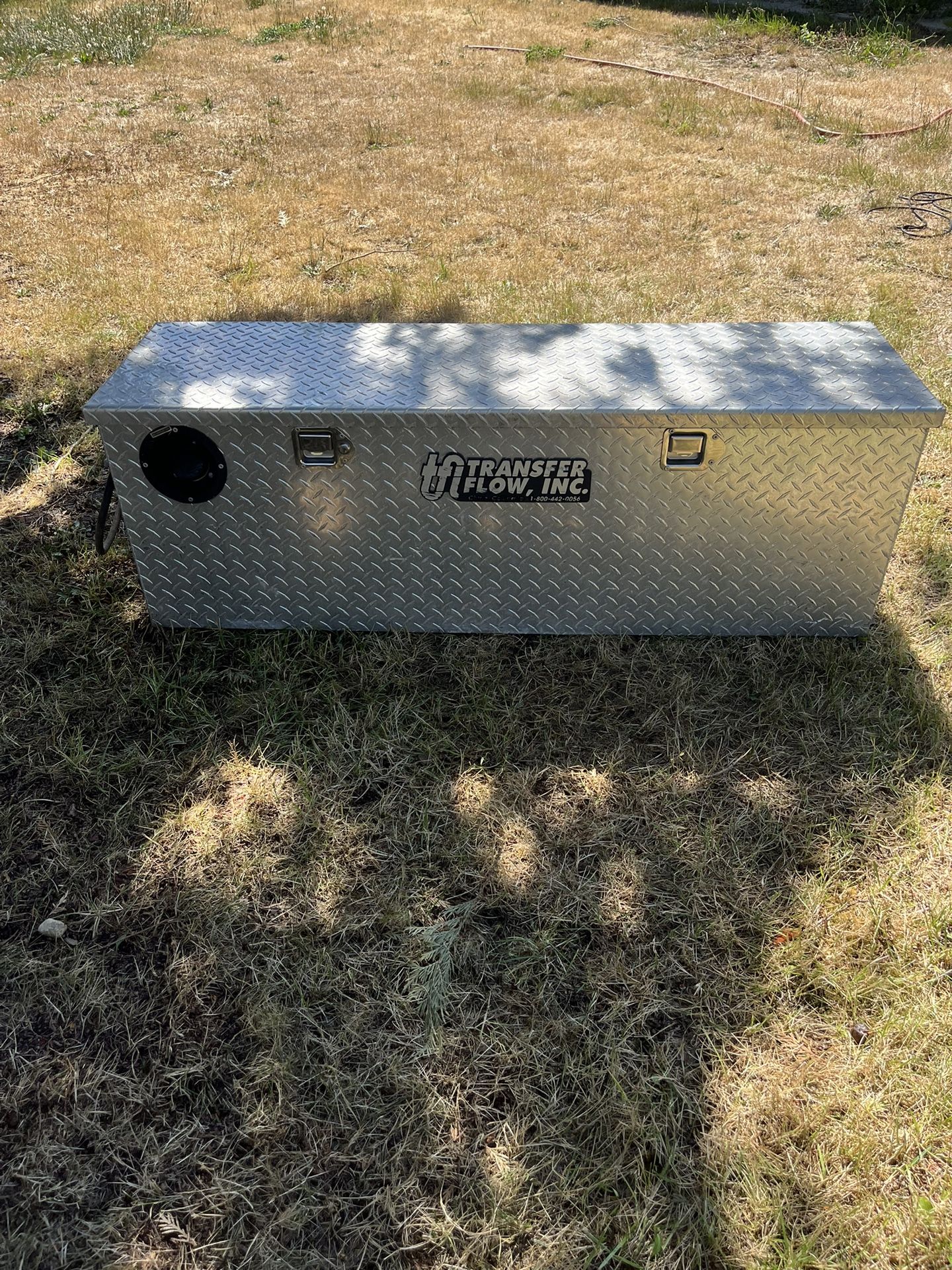 Transfer Flow 34-Gallon Auxiliary/Transfer Fuel Tank/Toolbox – Heavy-Duty