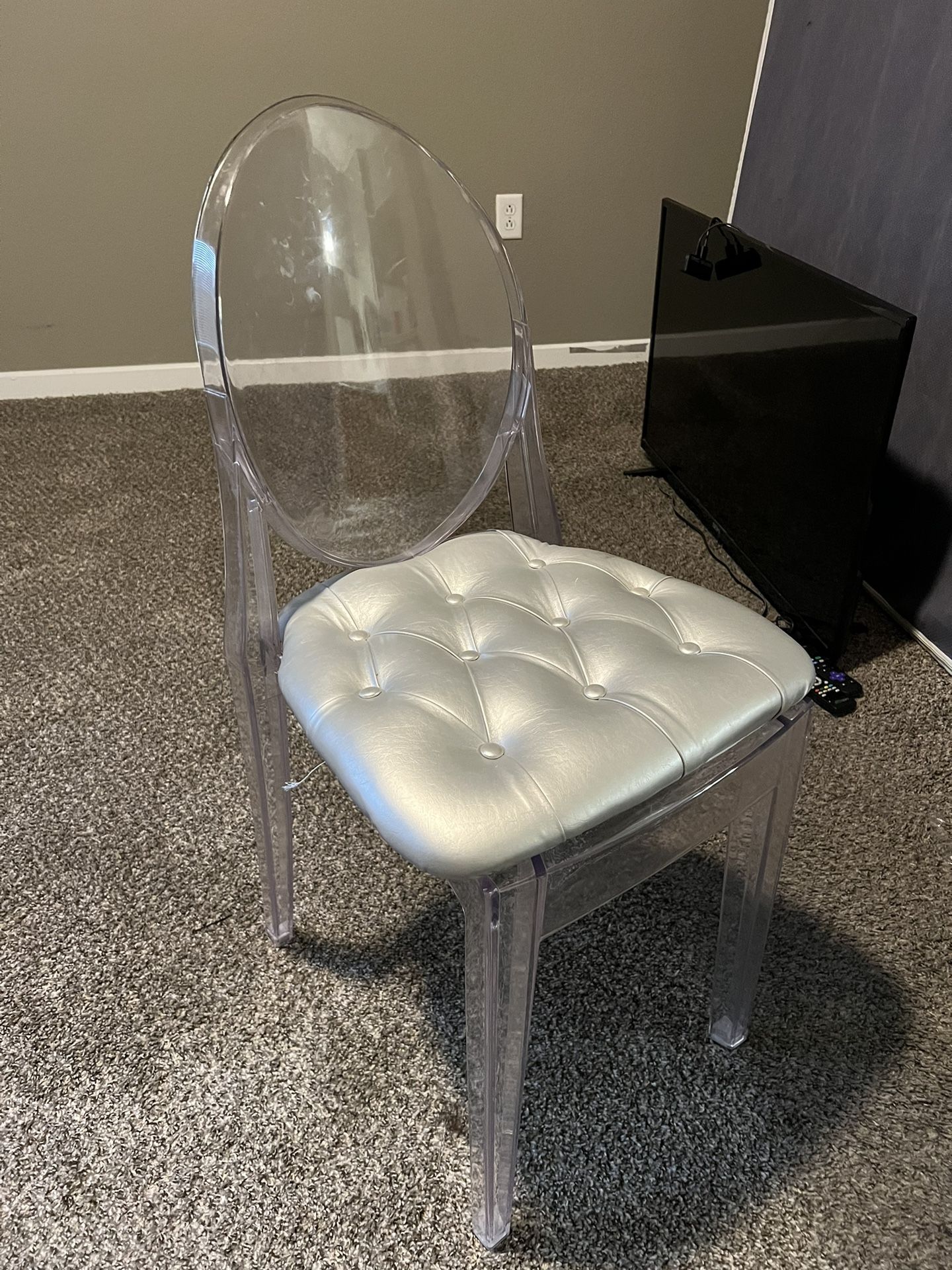 Clear chair