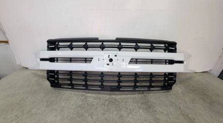 2019 2020 2021 2022 CHEVROLET SILVERADO 1500 LT LTZ GRILLE OEM (contact info removed)0