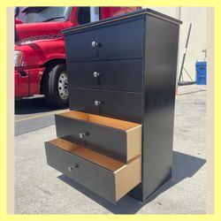 5 drawers dresser / Five drawers dresser  / Cajonera / Comoda