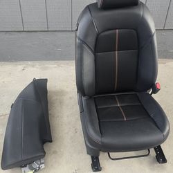 Nissan Altima Seat