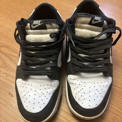 Nike Dunk Low black and white trainers 