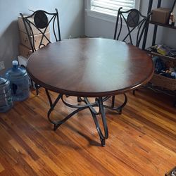 FREE TABLE AND TWO CHAIRS ! MUST GO TODAY!!