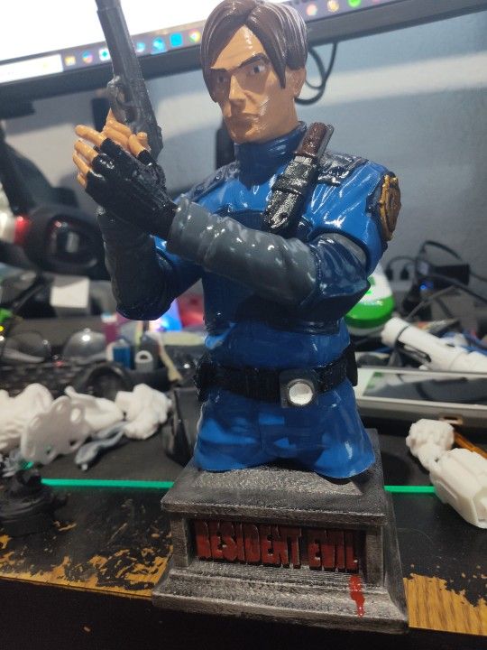 Bust Statue Of Leon S Kennedy Resident Evil 