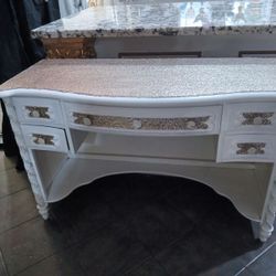 Vanity Desk With Chair And Mirror 