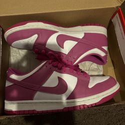 pink dunks 