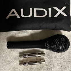 Audix OM 2 Mic With Case