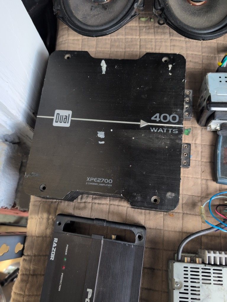 Dual 400 Watt Amplifier