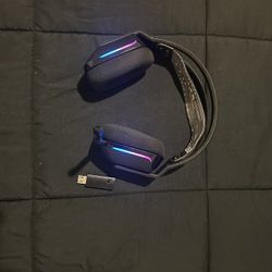 Logitech-G733 Ultra-Light Weight Wireless Head Set