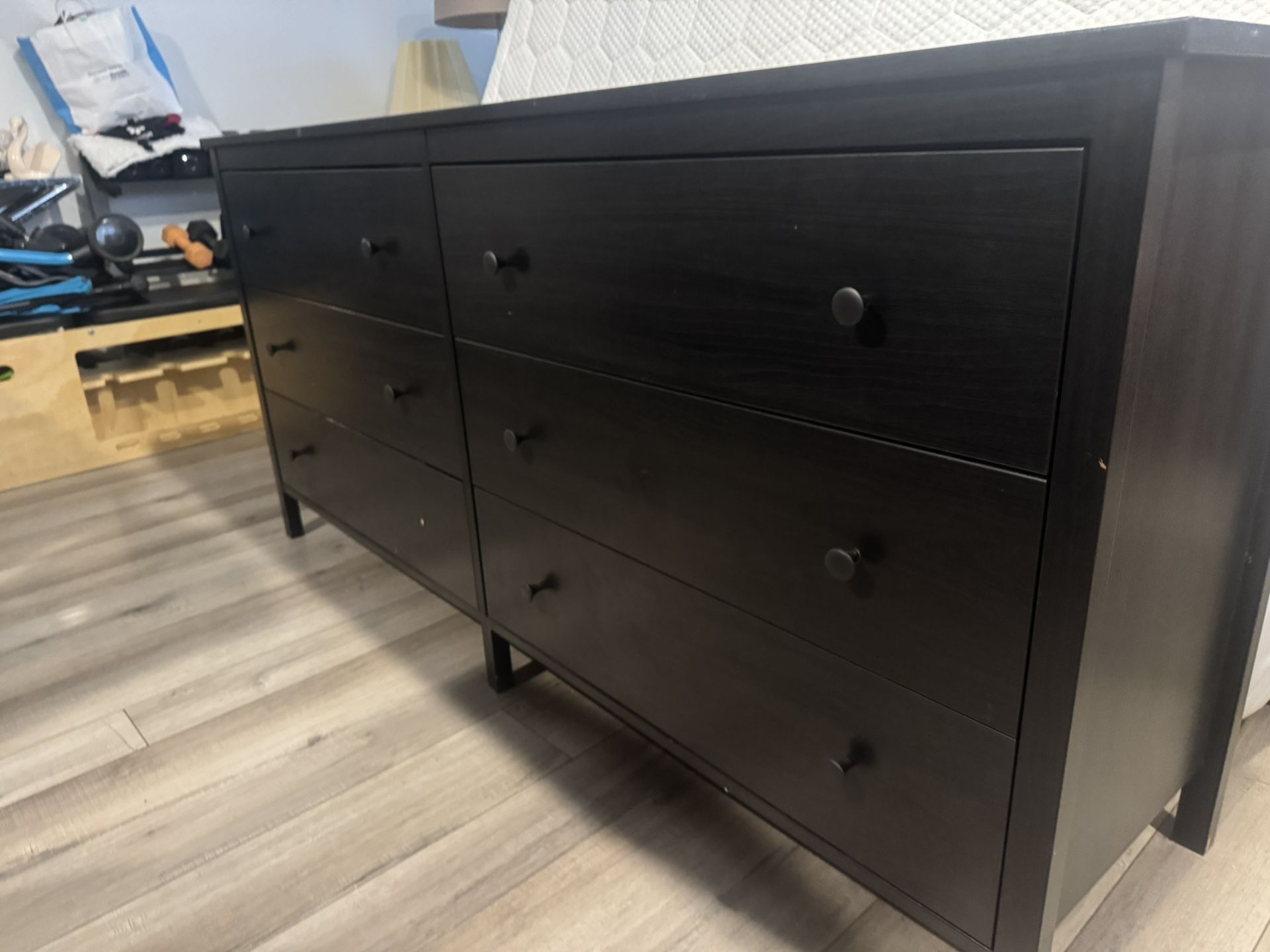 6 Drawer Dresser