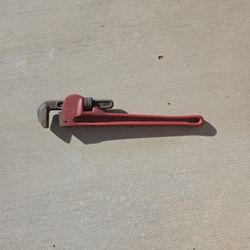 18" Pipe Wrench.