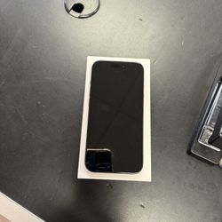 Apple iPhone 15 (Layaway Available)