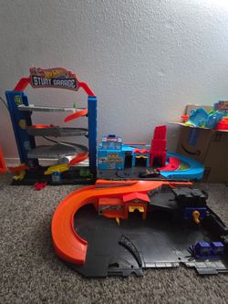 Hot Wheels sets