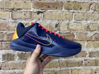 DS Kobe 5 “Caitlyn Clark” Size 8.5 