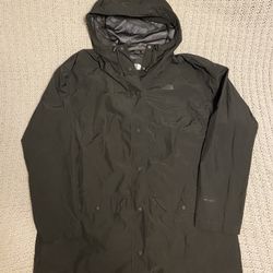 Women’s NorthFace Raincoat Size XL
