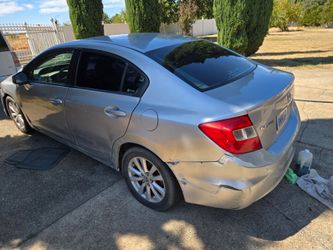 2012 HONDA CIVIC EX SEDAN  !!FULL OEM PARTOUT!!