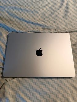 Apple M5 Max 18 core cpu 40 core gpu