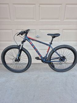 MARIN ELDRIGE GRADE MOUNTAIN BIKE (MEDIUM FRAME)