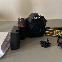 Nikon D850