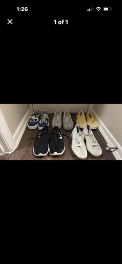 Women size 8 Vans and Nike shoes