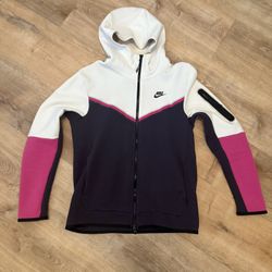 Nike Tech Zip Up Hoodie Size medium