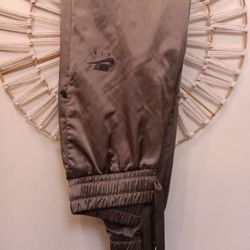 Set Of 2 Ladies Nike Joggers/Leggings Size XS ✨$35 For BOTH✨