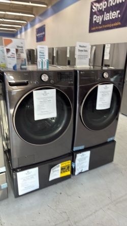 4th of July Sale on Washer & Gas Dryer Sets!🇺🇸🎆 $1250 Off MSRP📉🗓️ On Black LG Front Load Washer 🧺 & Gas Dryer w/ Steam ♨️