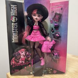 Monster High Draculaura Doll New