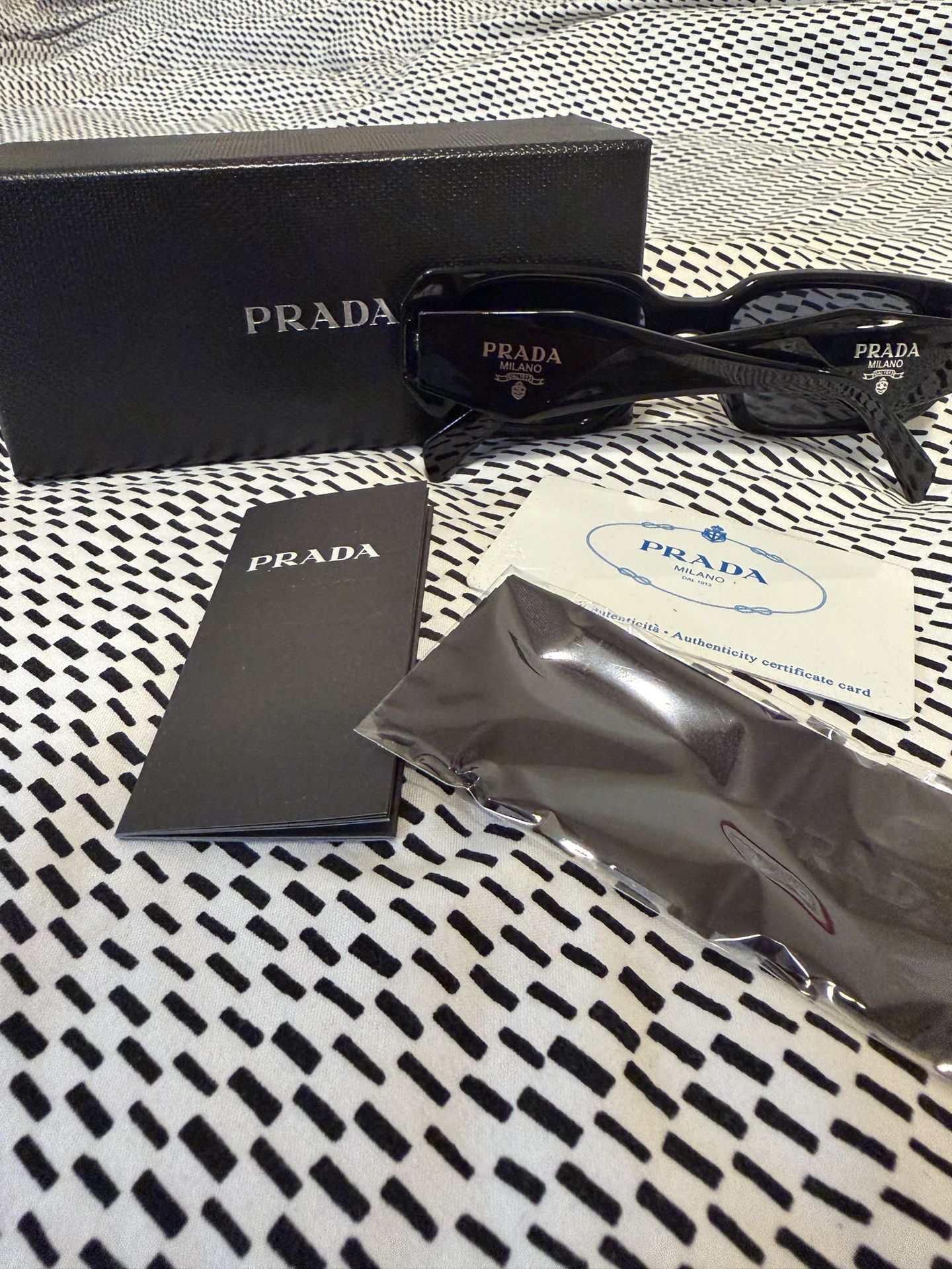 prada glasses