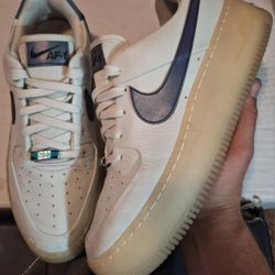 Nike Air Force 1 Sage Low LX "Spruce Arua"