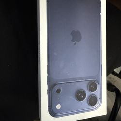 iPhone 17 Pro Max Blue 512 Gigs 