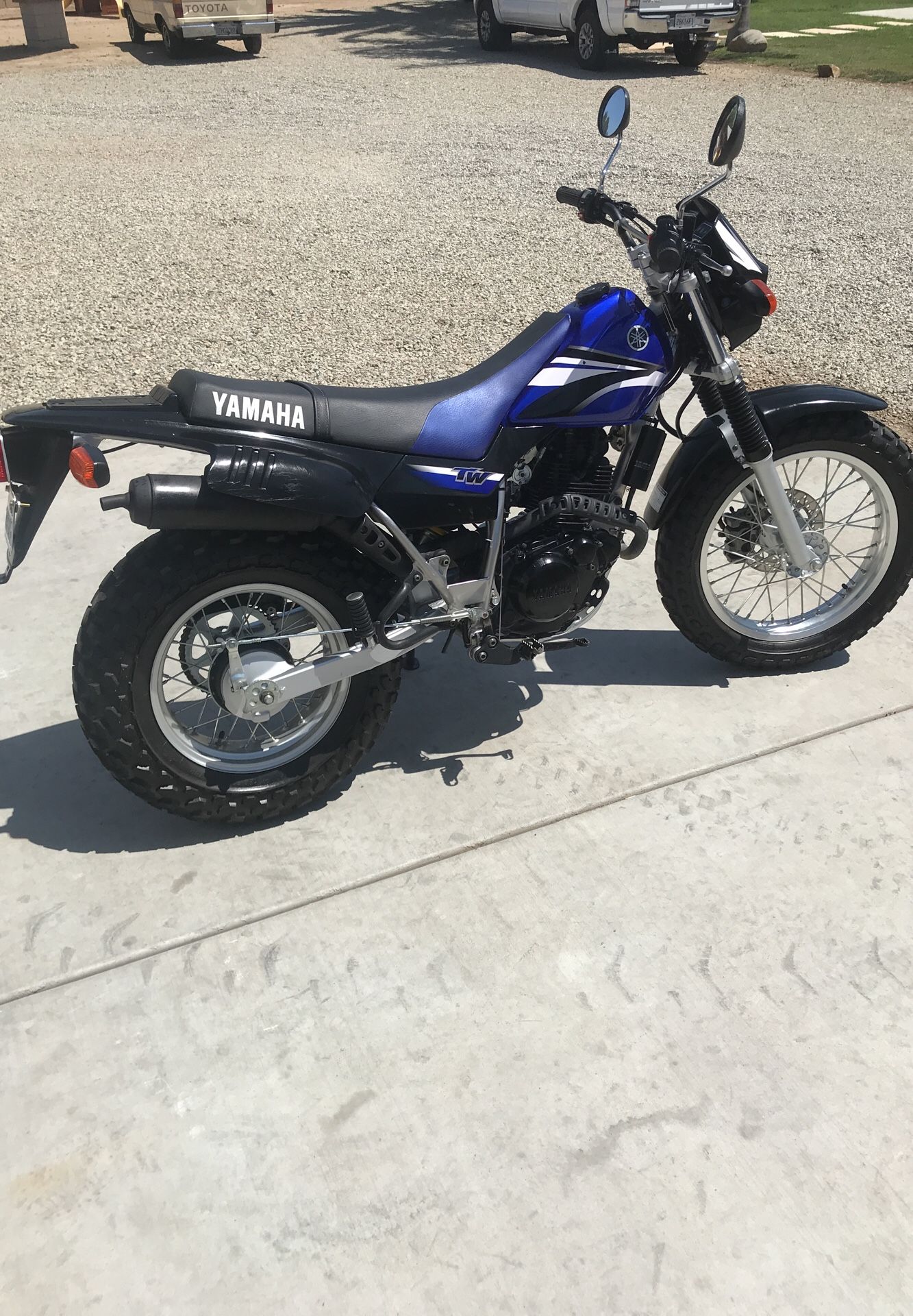 2006 Yamaha TW 200 Trail Way Just serviced. Only 1200 miles. Clean title in hand. California street legal. Optional warranty