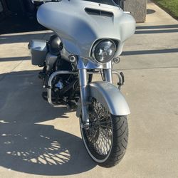 2014 Harley Davidson Street Glide