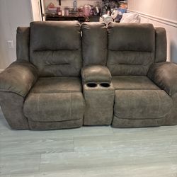 Recliner FREE DELIVERY 