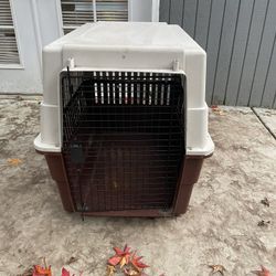 Large Dog kennel 