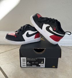 Jordan 1 Low Shoes. Toddler Size 6C. Velcro