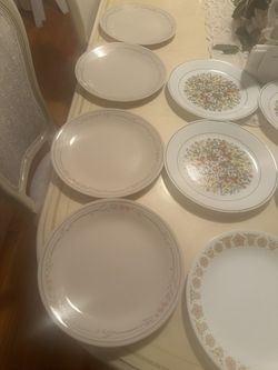 Corningware Dinner Plates , 10 “ In Diameter Only $14.00 For A Set Of 4