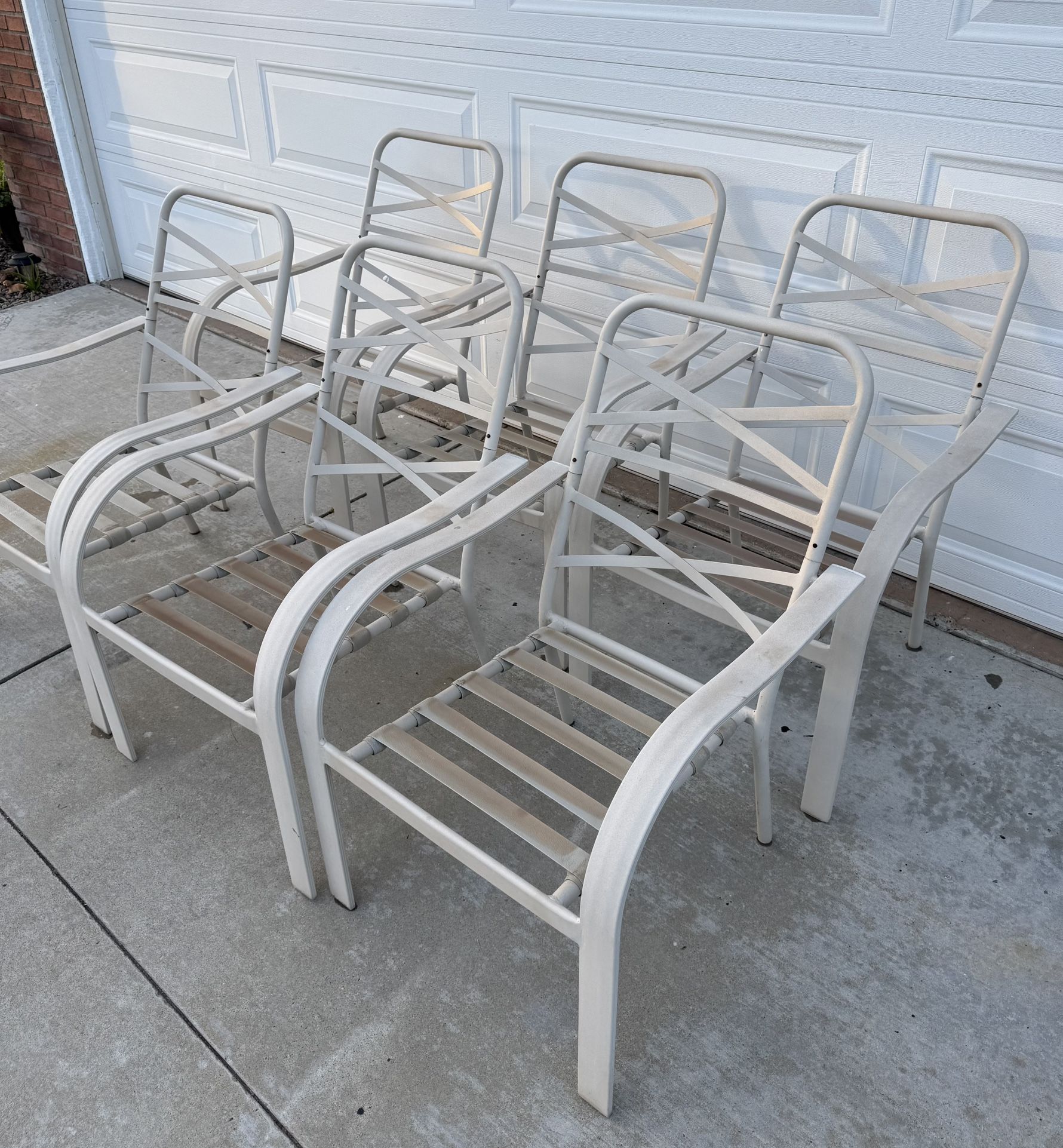 (6) Outdoor Patio Chairs