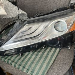 2018-24 TOYOTA CAMRY LEFT HEADLIGHT 