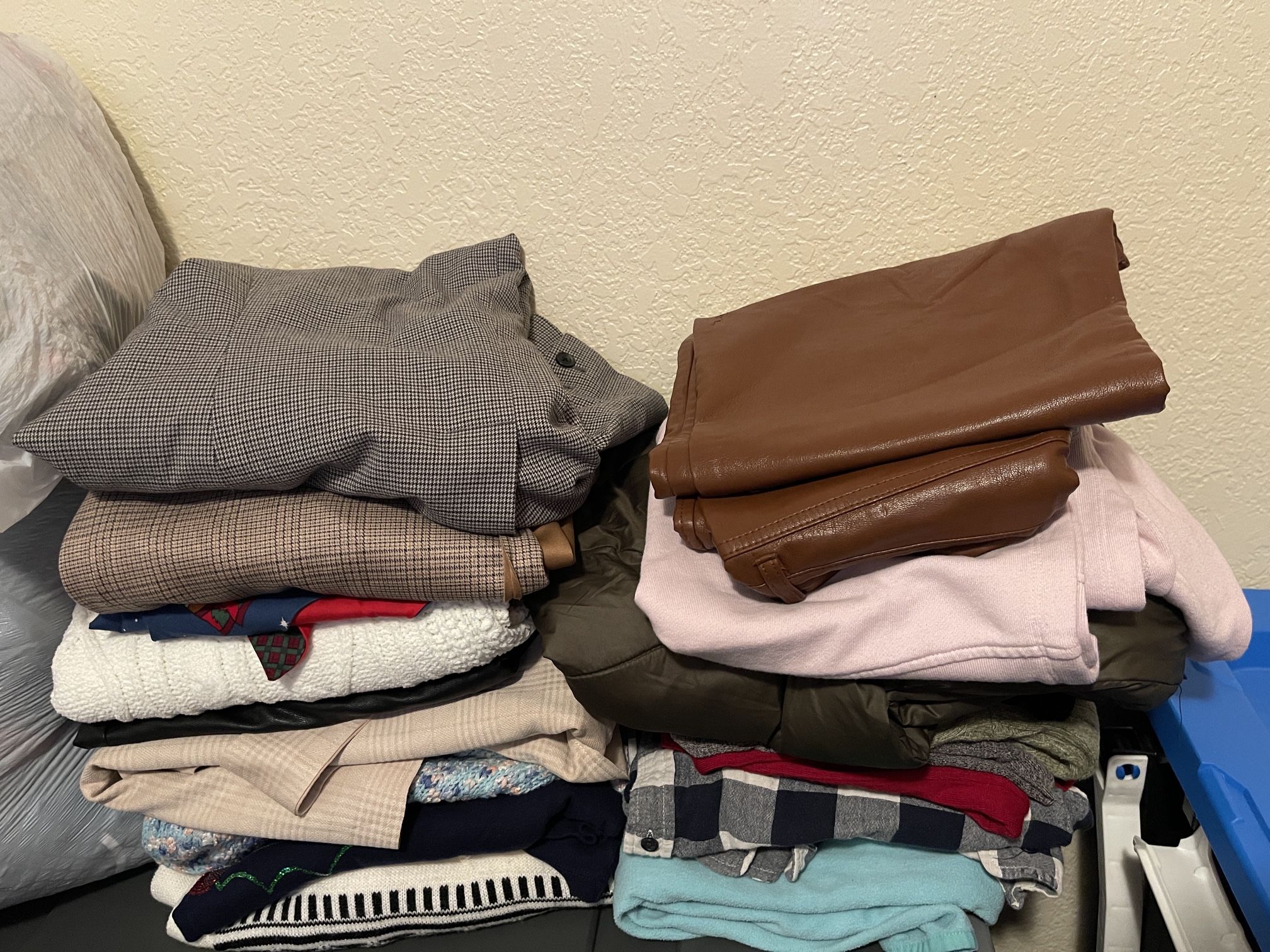 Women’s Large-XLarge Clothing Bundle