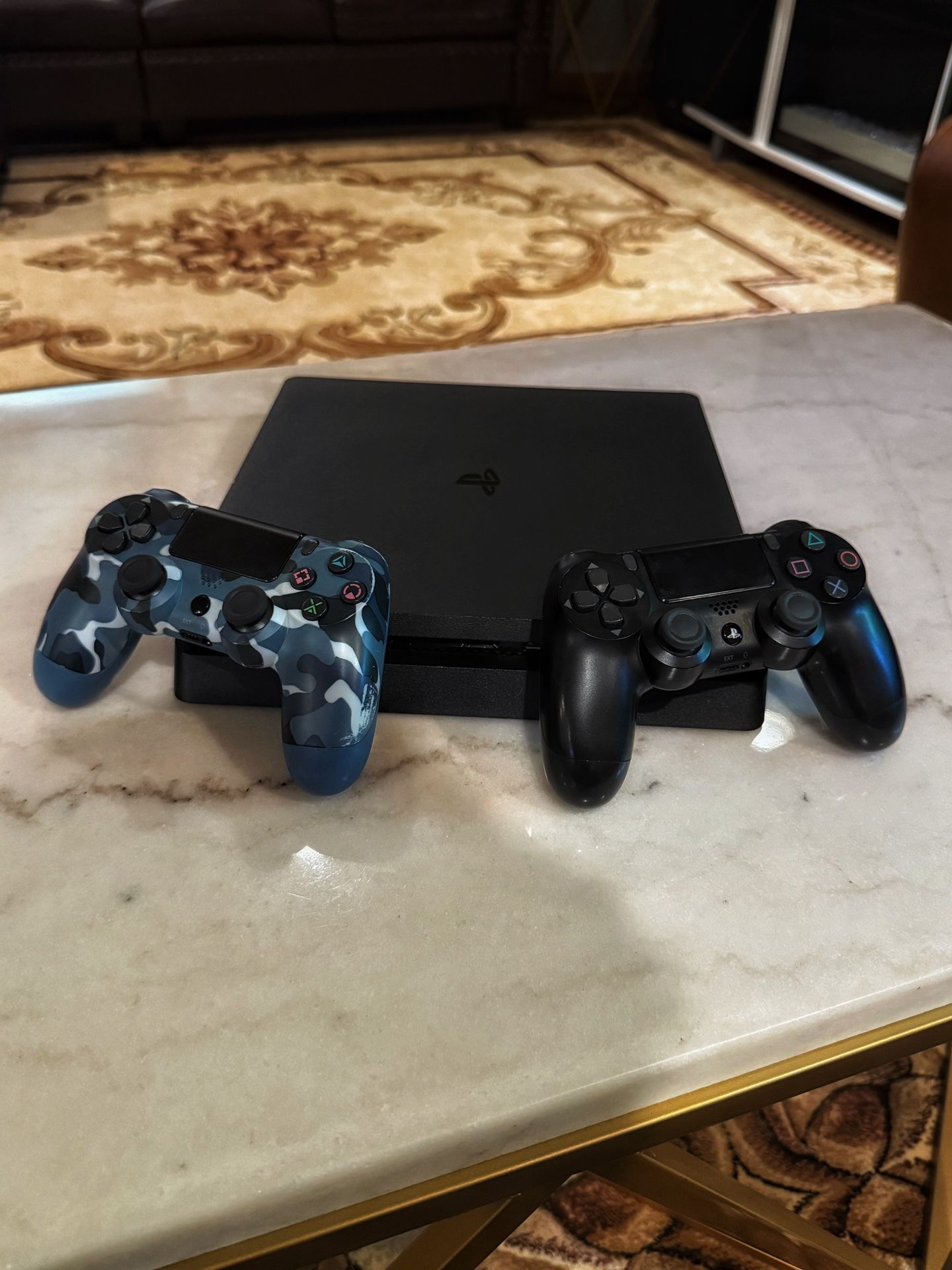 PS4- Slim Design