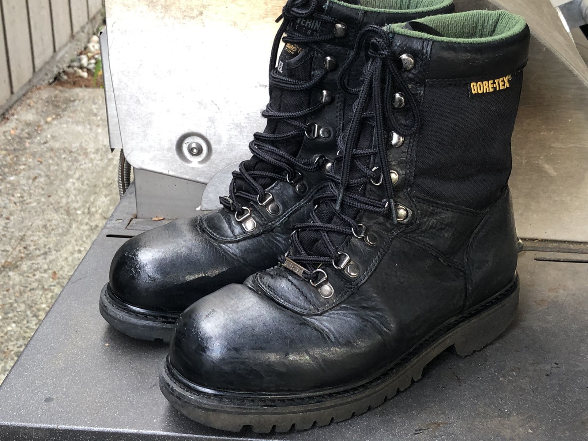 Wolverine Gore-Tex Steel Toes Black Leather Boots Size 8M