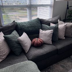 Sectional Grey/Black Couch With Matching Storage Ottoman 