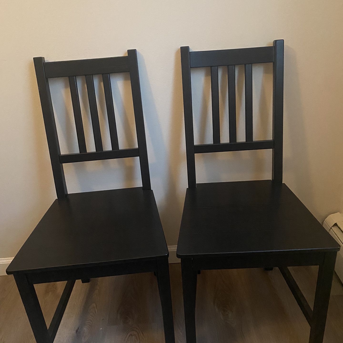 4 Black Chairs