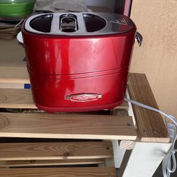 Nostalgic retro new hot dog and bun toasternew