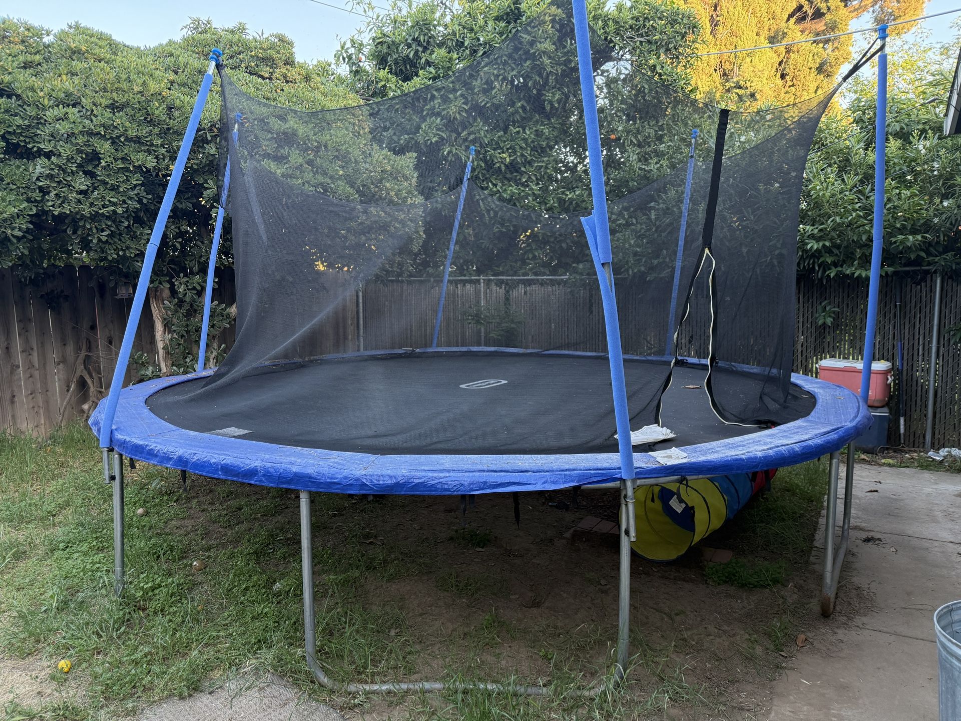 Free Trampoline