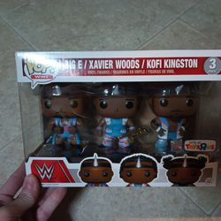 Funko Pop WWE The New Day Toys R Us exclusive, Read All