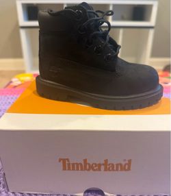 Black timberland boots